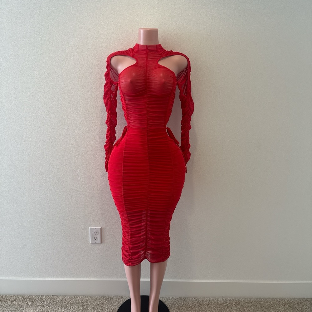 Elegant Red Cut-Out Dress